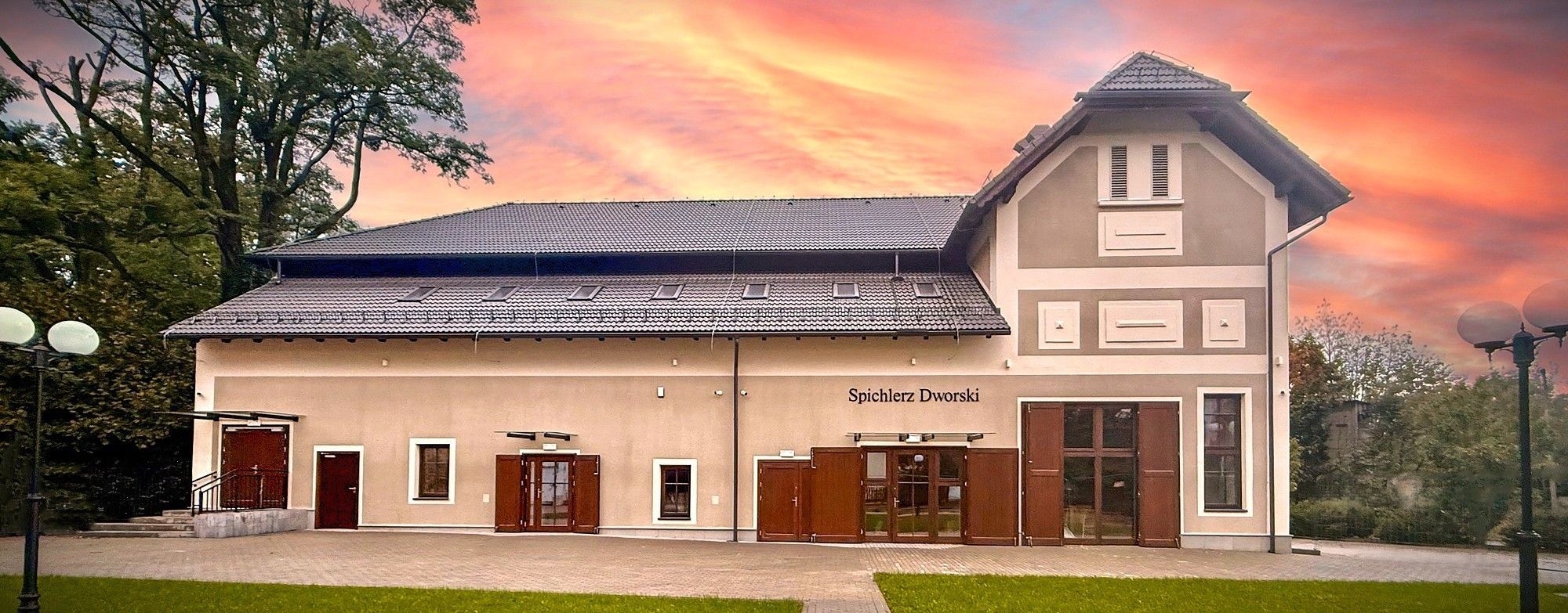 zdjecie-dwor-banner-korekta